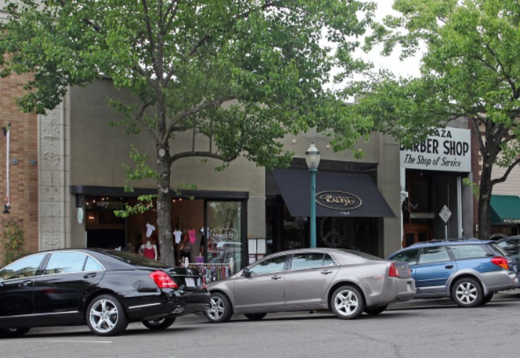 109 Plaza St,Healdsburg,CA,95448,US Addison,CA
